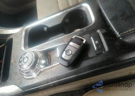 2018 Ford Fusion Se z USA, uszkodzony, nr VIN 3FA6P0HD5JR192598